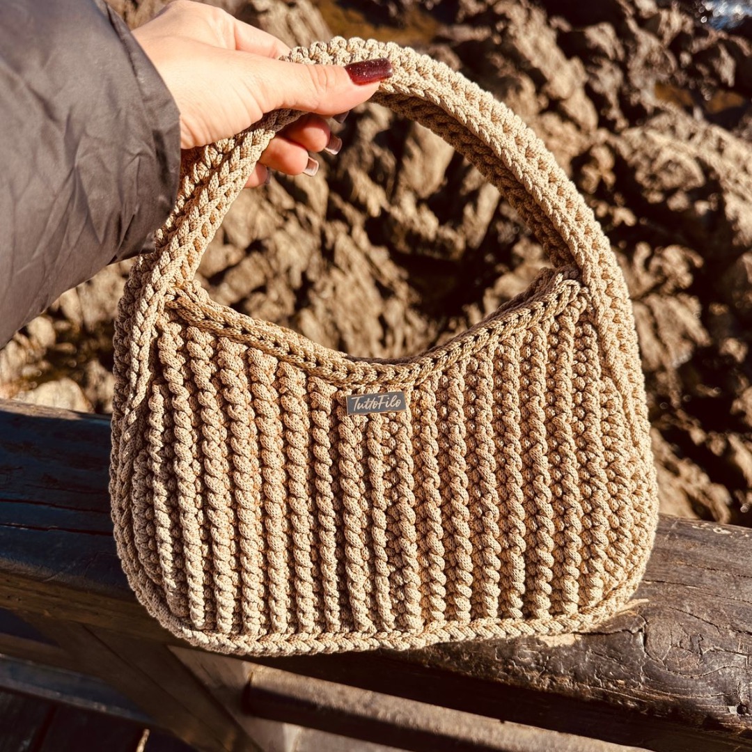Bolsa Serena em crochê — peça exclusiva do Treinamento Luxo & Crochê